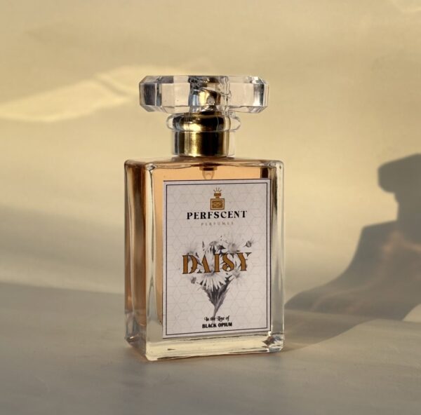 Daisy – In the Line of Black Opium